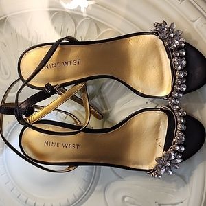 NineWest Sandals